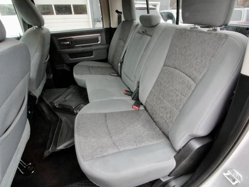 Used 2016 RAM 1500 Big Horn image 15