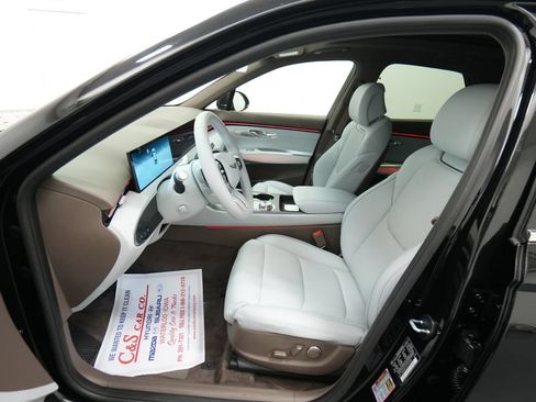 New 2026 Genesis GV70 2.5T Advanced AWD/4WD image 15