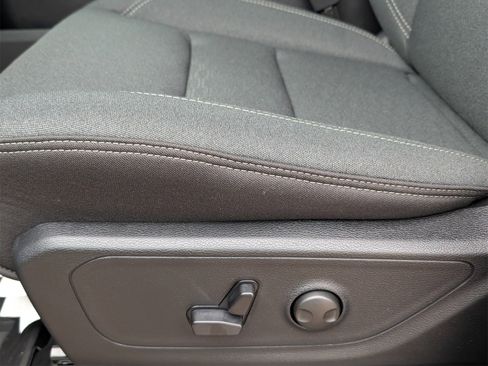 New 2026 RAM 1500 4x4 Crew Cab image 24