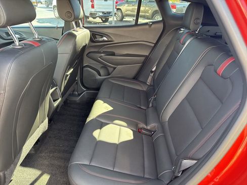 Used 2024 Chevrolet Trax RS w/ Driver Confidence Package image 3