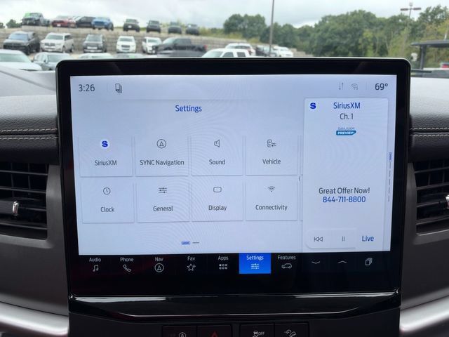 Used 2024 Ford Expedition XLT AWD/4WD image 29