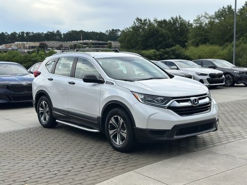 Used 2019 Honda CR-V LX image 6