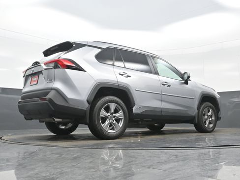 Used 2024 Toyota RAV4 XLE image 32