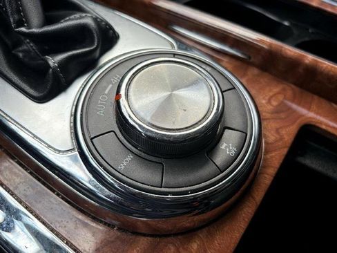 Used 2019 INFINITI QX80 Luxe image 27