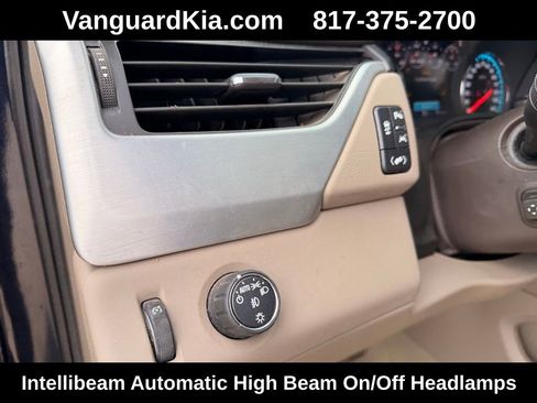 Used 2017 GMC Yukon XL SLT w/ Open Road Package image 19