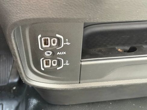 New 2026 RAM 2500 Tradesman w/ Chrome Appearance Group AWD/4WD image 24