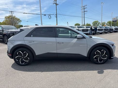 Used 2024 Hyundai Ioniq 5 SE image 6