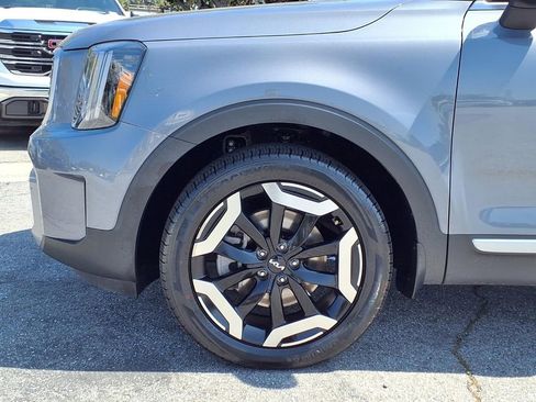 Used 2023 Kia Telluride S image 16