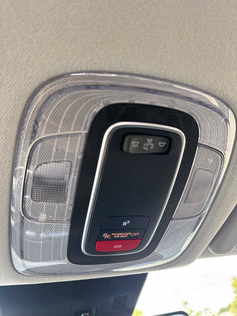 New 2027 Hyundai Kona SE AWD/4WD image 18