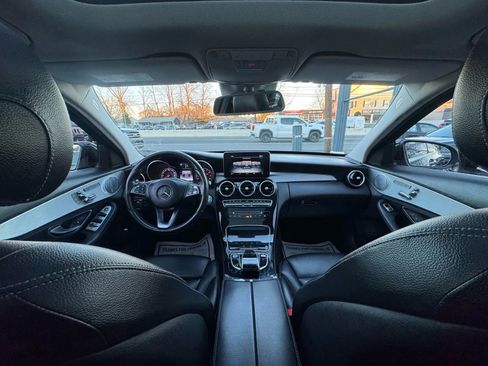 Used 2016 Mercedes-Benz C 300 4MATIC Sedan image 31