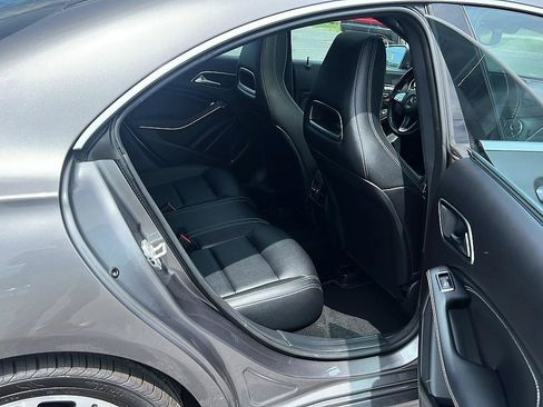 Used 2018 Mercedes-Benz CLA 250 image 31