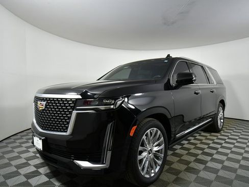 Used 2024 Cadillac Escalade ESV Premium Luxury w/ Performance Package image 18