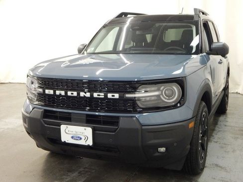 New 2025 Ford Bronco Sport Outer Banks w/ Outer Banks Tech Package+ image 8