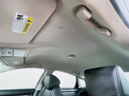 Used 2021 Honda Accord Sport Special Edition image 11