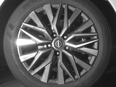 Used 2025 Nissan Altima 2.5 SV image 13