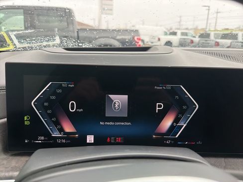 Used 2023 BMW X7 xDrive40i w/ M Sport Package image 25