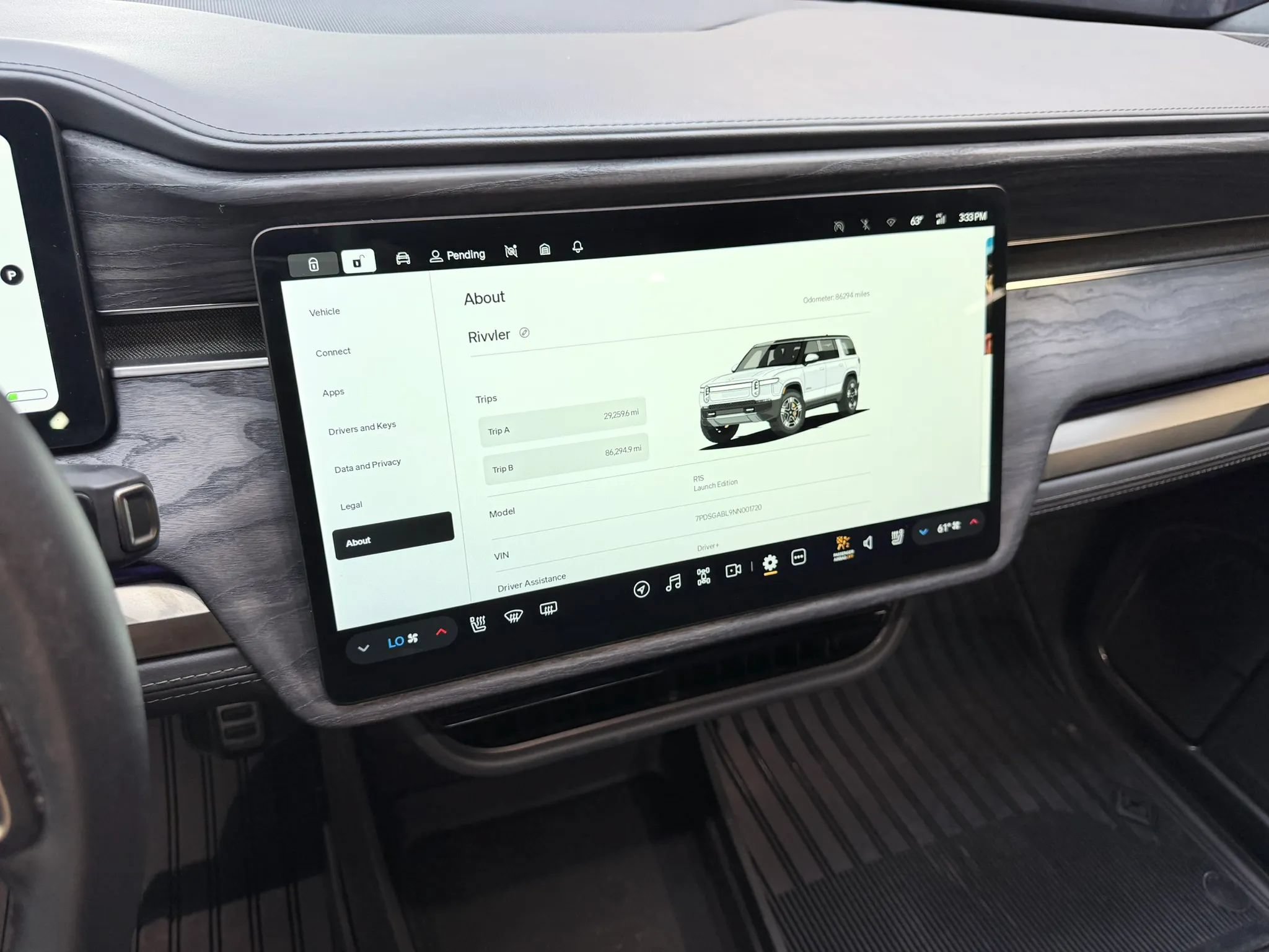 Used 2022 Rivian R1S Launch Edition Quad AWD/4WD image 18
