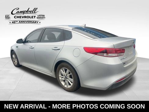Used 2016 Kia Optima LX w/ LX Convenience Package FWD image 3