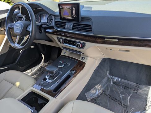 Used 2018 Audi Q5 2.0T Premium image 13