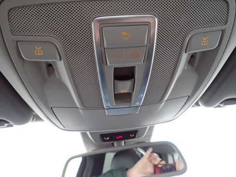 Used 2014 Mercedes-Benz GL 450 4MATIC image 40