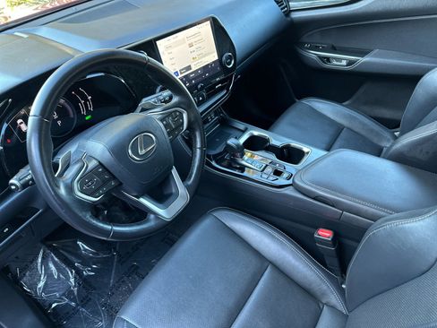 Used 2024 Lexus NX 350h AWD image 9