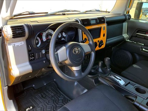 Used 2007 Toyota FJ Cruiser 4WD image 17