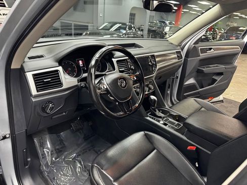Used 2018 Volkswagen Atlas SEL image 36
