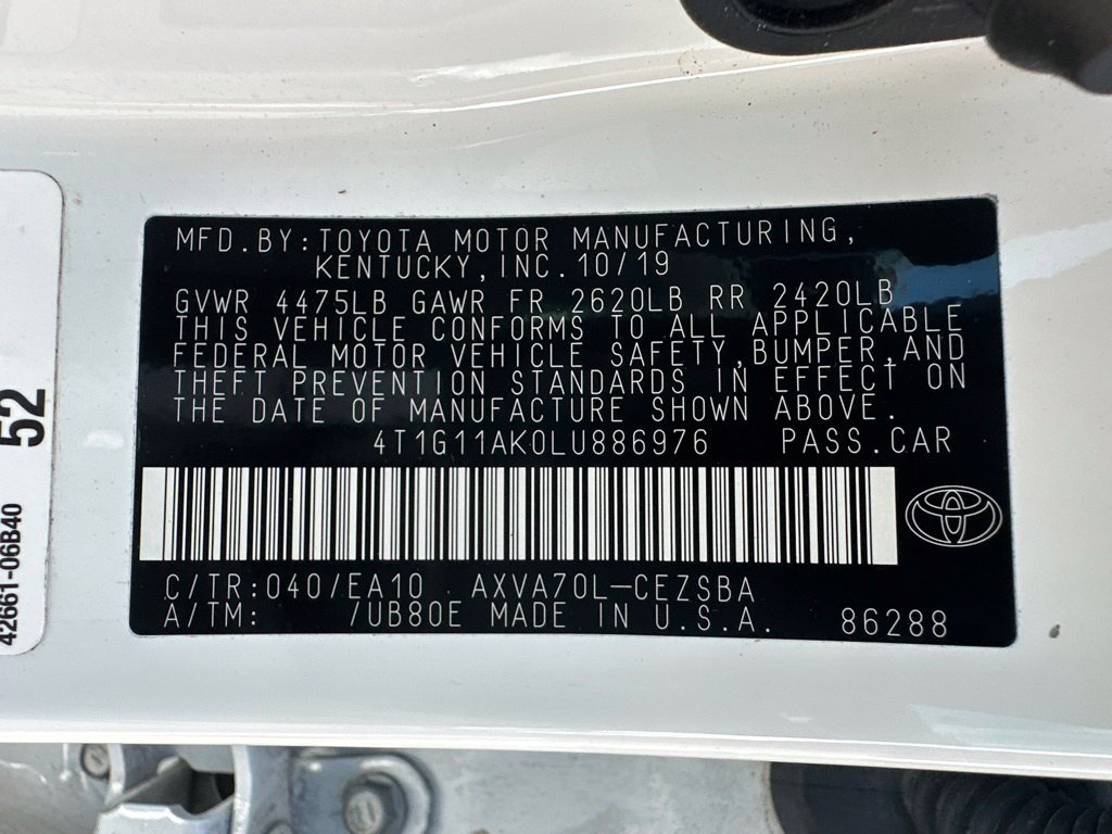 Used 2020 Toyota Camry SE FWD image 19