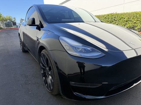 Used 2022 Tesla Model Y Performance AWD/4WD image 7