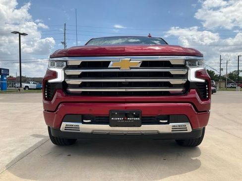 Used 2023 Chevrolet Silverado 1500 High Country w/ Z71 Off-Road Package AWD/4WD image 33