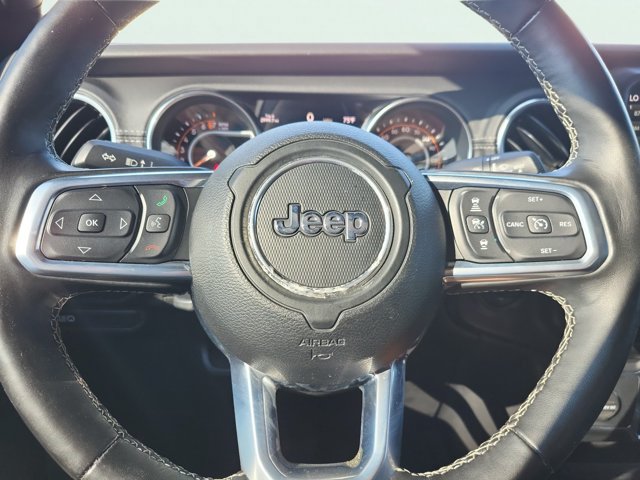 Certified 2020 Jeep Gladiator Overland AWD/4WD image 27