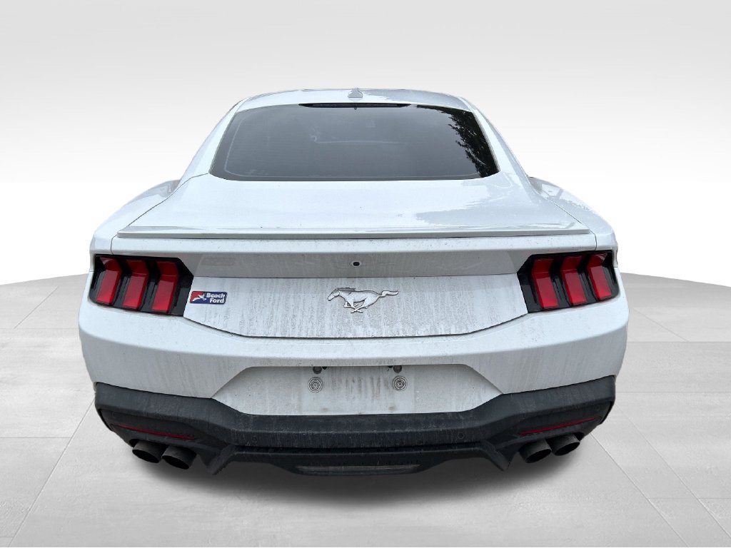 Used 2024 Ford Mustang Premium RWD image 4