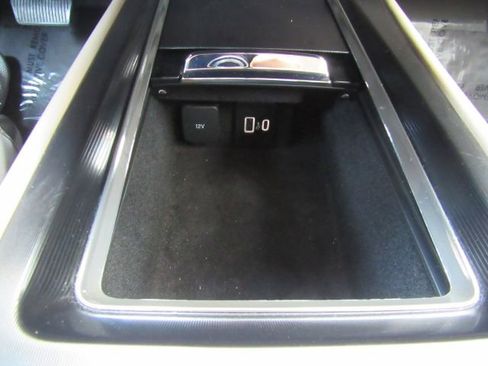 Used 2022 Lincoln Corsair FWD w/ Equipment Group 101A image 47