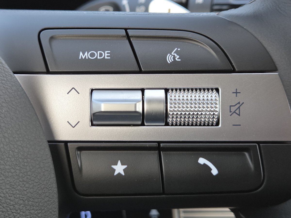New 2026 Hyundai Tucson Limited AWD/4WD image 35