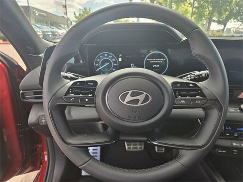 New 2025 Hyundai Elantra SEL image 22