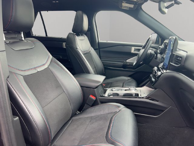 Used 2023 Ford Explorer ST w/ Technology Package AWD/4WD image 24