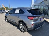 Used 2022 Ford Escape SE w/ Convenience Package image 3