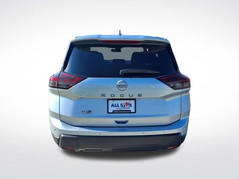 Used 2025 Nissan Rogue SV FWD image 7