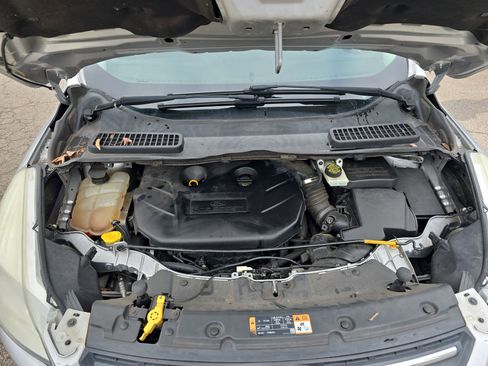 Used 2014 Ford Escape SE image 32