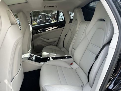 Used 2022 Porsche Panamera 4S image 26