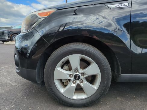 Used 2018 Kia Soul FWD image 35