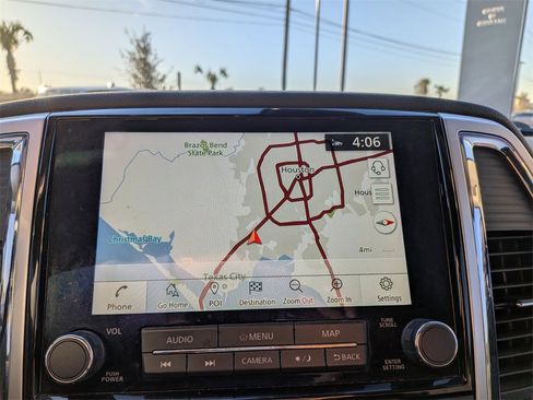 Used 2021 Nissan Titan SV w/ SV Convenience Package image 24