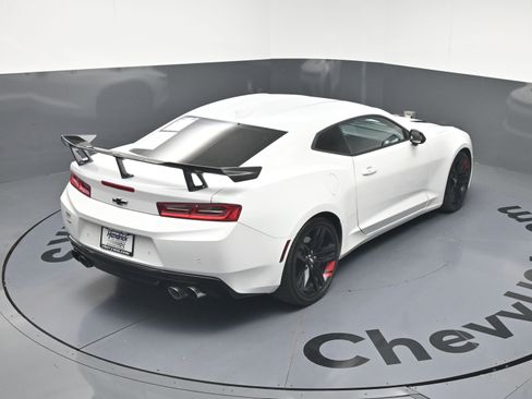 Used 2018 Chevrolet Camaro SS w/ Redline Edition RWD image 34