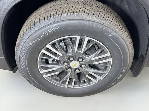 New 2026 Chevrolet Traverse LT w/ Driver Confidence Package image 32