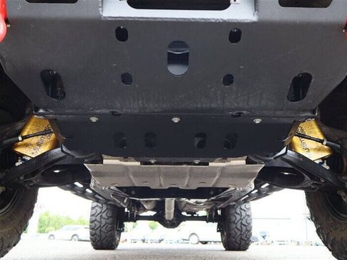 Used 2024 Chevrolet Colorado ZR2 w/ Safety Package AWD/4WD image 13