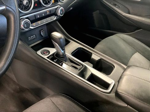 Used 2023 Nissan Sentra SV image 20