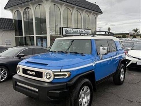 Used 2007 Toyota FJ Cruiser 4WD image 1