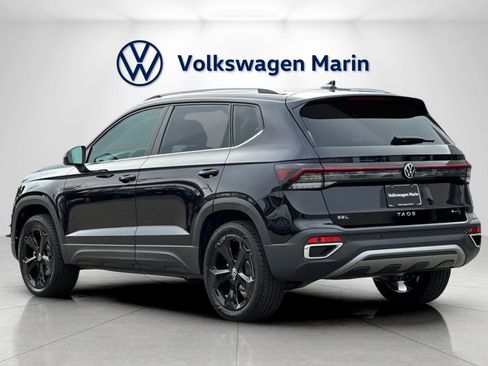 New 2026 Volkswagen Taos SEL image 3