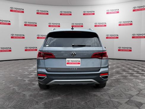 Used 2024 Volkswagen Taos SE FWD image 6