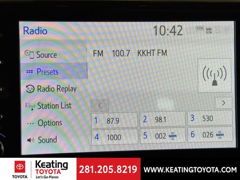 Certified 2024 Toyota Sienna XLE Woodland Edition image 25